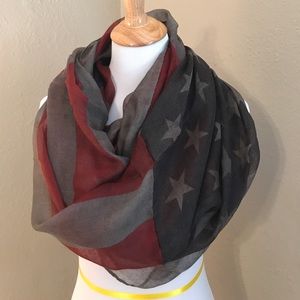 NWT USA infinity scarf 🇺🇸 WILL SHIP QUICKLY